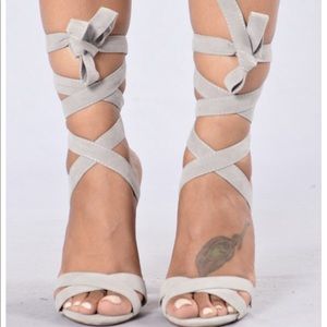 FASHION NOVA so sleek heel in grey!